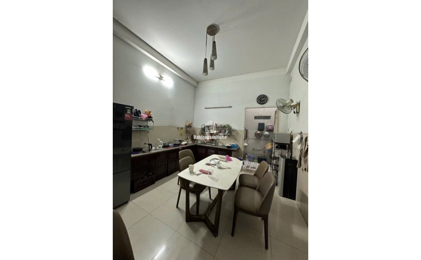 Giảm 300tr! Nhà Mặt tiền SHR 3 tầng 102m2, Vuông – Đường Số 8 Bình Tân SS